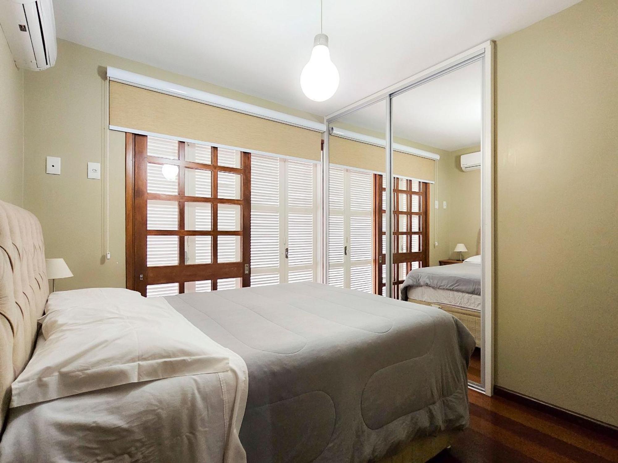 Apartment Ap 2 Quartos E Varanda Na Borges Proximo R Coberta